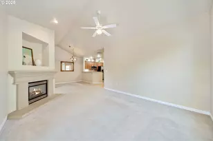 6840 Summerlinn Way, West Linn, OR 97068 - Photo 5