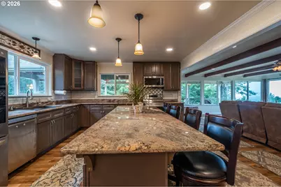 95715 Pinewood Ln, Brookings, OR 97415 - Photo 9