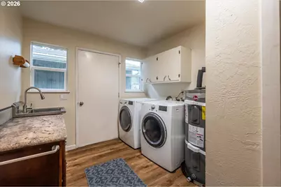 95715 Pinewood Ln, Brookings, OR 97415 - Photo 29