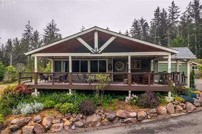 95715 Pinewood Ln, Brookings, OR 97415 - Photo 3