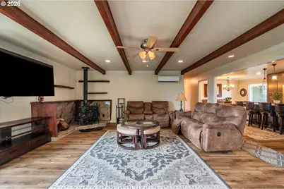 95715 Pinewood Ln, Brookings, OR 97415 - Photo 13