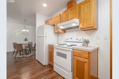 402 E Washington St, Carlton, OR 97111 - Photo 15