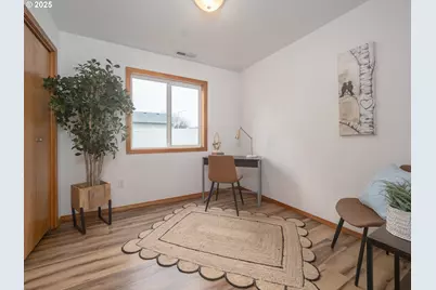 402 E Washington St, Carlton, OR 97111 - Photo 27