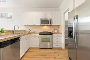 6512 NW 165th Ave, Portland, OR 97229 - Photo 11