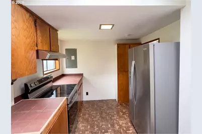 35390 Rueppel Ave, Pacific City, OR 97135 - Photo 9