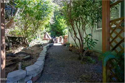 80 NE Keene Ave, Depoe Bay, OR 97341 - Photo 43