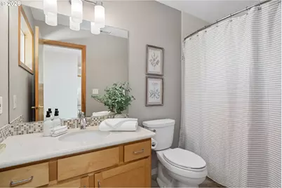 25560 NW Linnea Dr, Hillsboro, OR 97124 - Photo 33