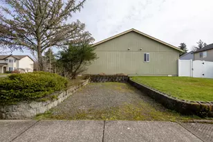 14703 NW 7th Pl, Vancouver, WA 98685 - Photo 29