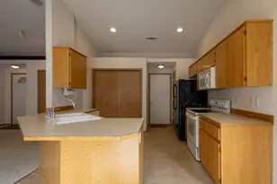 14703 NW 7th Pl, Vancouver, WA 98685 - Photo 11