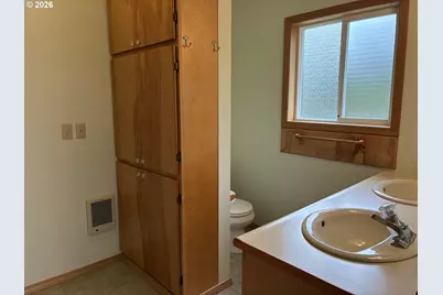 2701 NW Parker Ave, Waldport, OR 97394 - Photo 27