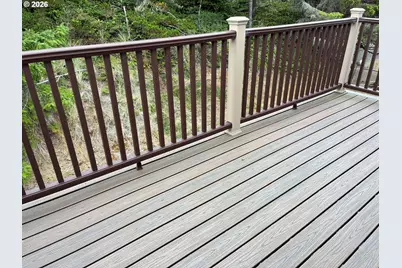 2701 NW Parker Ave, Waldport, OR 97394 - Photo 43