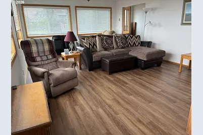 2701 NW Parker Ave, Waldport, OR 97394 - Photo 15