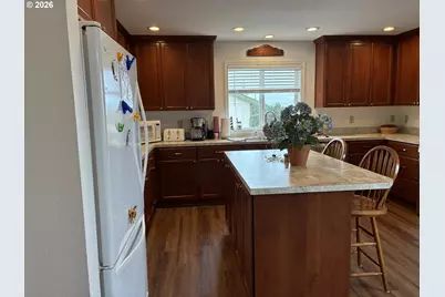 2701 NW Parker Ave, Waldport, OR 97394 - Photo 31