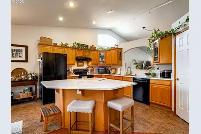 4214 M Dr, Washougal, WA 98671 - Photo 11
