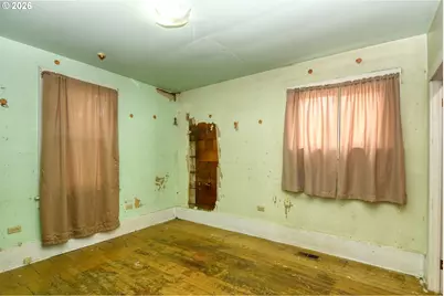 415 Van Buren St, Athena, OR 97813 - Photo 13