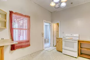 415 Van Buren St, Athena, OR 97813 - Photo 9