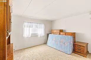 364 Scotts Glen Dr, Springfield, OR 97477 - Photo 7