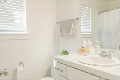 3029 SW Sherman Pl, Beaverton, OR 97003 - Photo 11