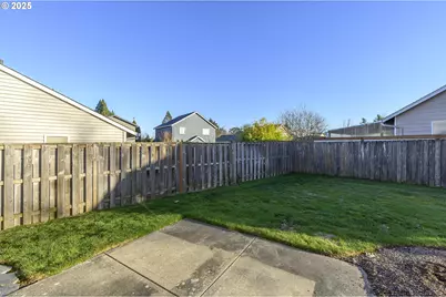 1318 NE Grandhaven St, McMinnville, OR 97128 - Photo 33