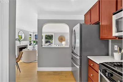 4440 NE 77th Ave, Portland, OR 97218 - Photo 7