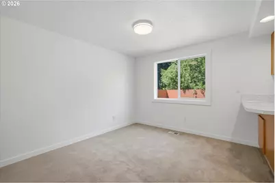 10700 SE 16th St, Vancouver, WA 98664 - Photo 11