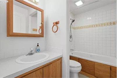 10700 SE 16th St, Vancouver, WA 98664 - Photo 23