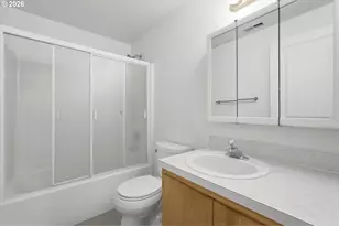 10700 SE 16th St, Vancouver, WA 98664 - Photo 33