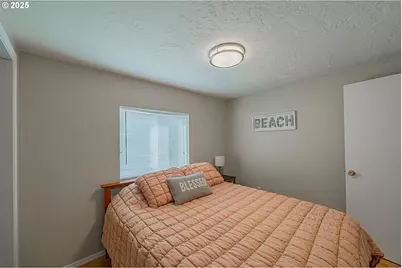 150 N 11th St, Lakeside, OR 97449 - Photo 23