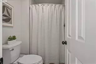 10864 SW Hunt Ct, Wilsonville, OR 97070 - Photo 13
