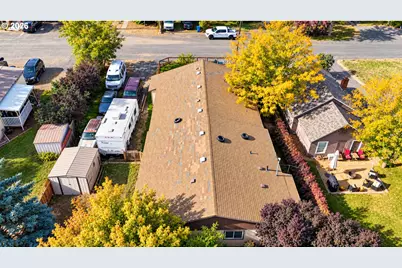 820 SW 14th St, Pendleton, OR 97801 - Photo 5