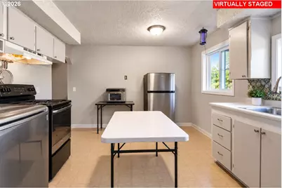 820 SW 14th St, Pendleton, OR 97801 - Photo 15