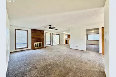 2715 SW 31st St, Gresham, OR 97080 - Photo 7