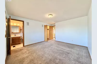 2715 SW 31st St, Gresham, OR 97080 - Photo 19