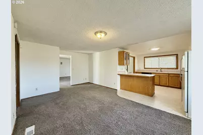 2715 SW 31st St, Gresham, OR 97080 - Photo 15