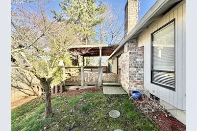 2715 SW 31st St, Gresham, OR 97080 - Photo 29