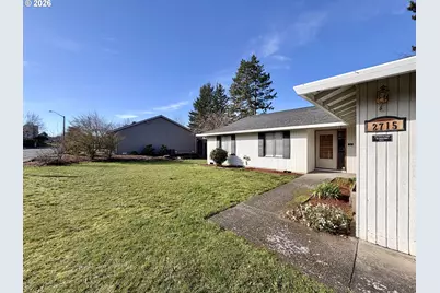 2715 SW 31st St, Gresham, OR 97080 - Photo 3