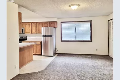 2715 SW 31st St, Gresham, OR 97080 - Photo 11