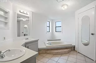 13217 NE 59th St, Vancouver, WA 98682 - Photo 23