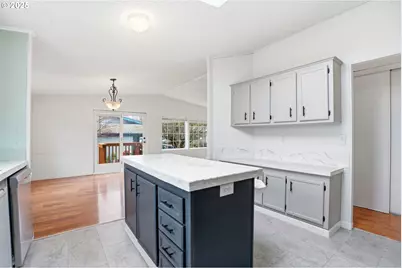 13217 NE 59th St #126, Vancouver, WA 98682 - Photo 7