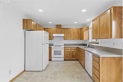 4451 Ocean Ave NE, Salem, OR 97301 - Photo 15