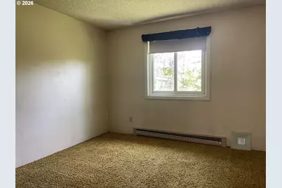 321 NW Willamina Dr, Willamina, OR 97396 - Photo 9