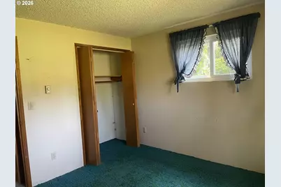321 NW Willamina Dr, Willamina, OR 97396 - Photo 13
