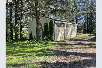 321 NW Willamina Dr, Willamina, OR 97396 - Photo 31