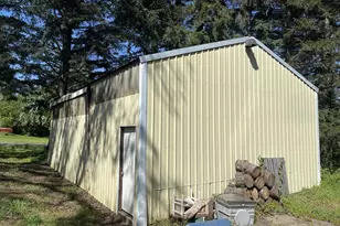 321 NW Willamina Dr, Willamina, OR 97396 - Photo 27