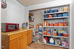 1140 Hidden Valley Rd, Toledo, OR 97391 - Photo 15