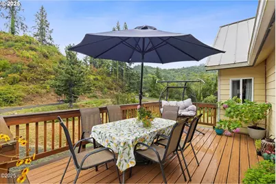 1140 Hidden Valley Rd, Toledo, OR 97391 - Photo 31