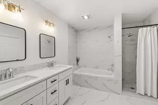 12 Da Vinci St, Lake Oswego, OR 97035 - Photo 35