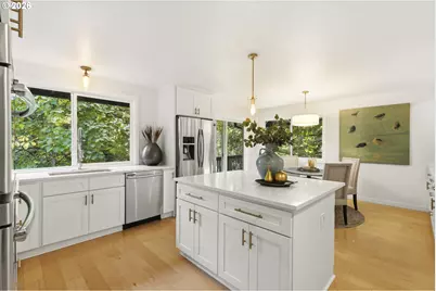 12 Da Vinci St, Lake Oswego, OR 97035 - Photo 9