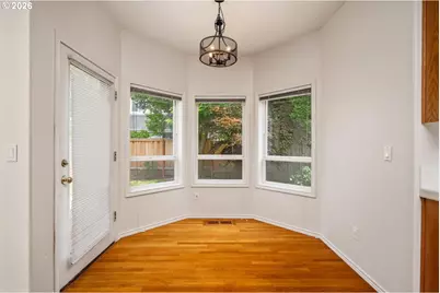 16775 SW Springwater Ln, Beaverton, OR 97006 - Photo 19
