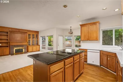 16775 SW Springwater Ln, Beaverton, OR 97006 - Photo 17